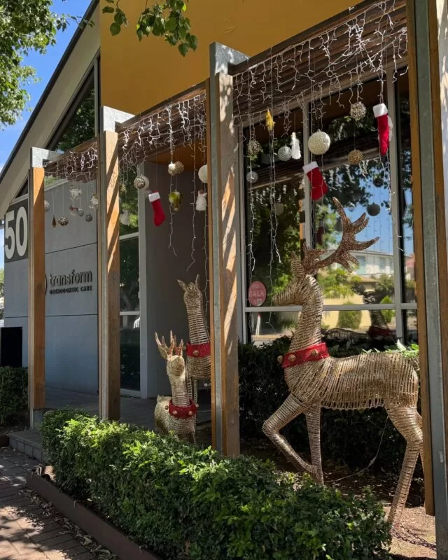 Our team has gotten into the festive spirit at our St Peters clinic to celebrate the end of the year ð¦⛄Will you be checking out the neighbourhood Christmas lights?✨From Battams Road, Royston Park to Stephens Terrace, St Peters, homes will be lit with colourful lights and festive decorations until New Years Day.Bring your family and friends and enjoy this wonderful festive spectacle!#TransformOrthodonticCare #HappyHolidays #ChristmasLights